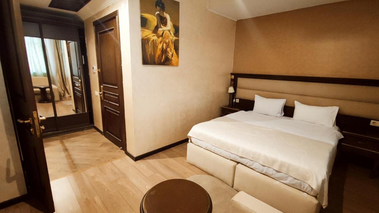 Hotel Smith'S Boutique Baky Esterno foto